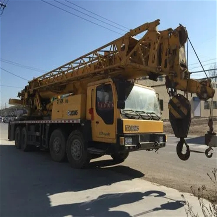 南山吊车怎么吊装挖掘机