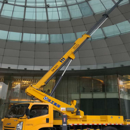 南山附近高空作业车租赁｜安全设备租赁｜高空安装|工程定制化方案｜亿立达设备租赁